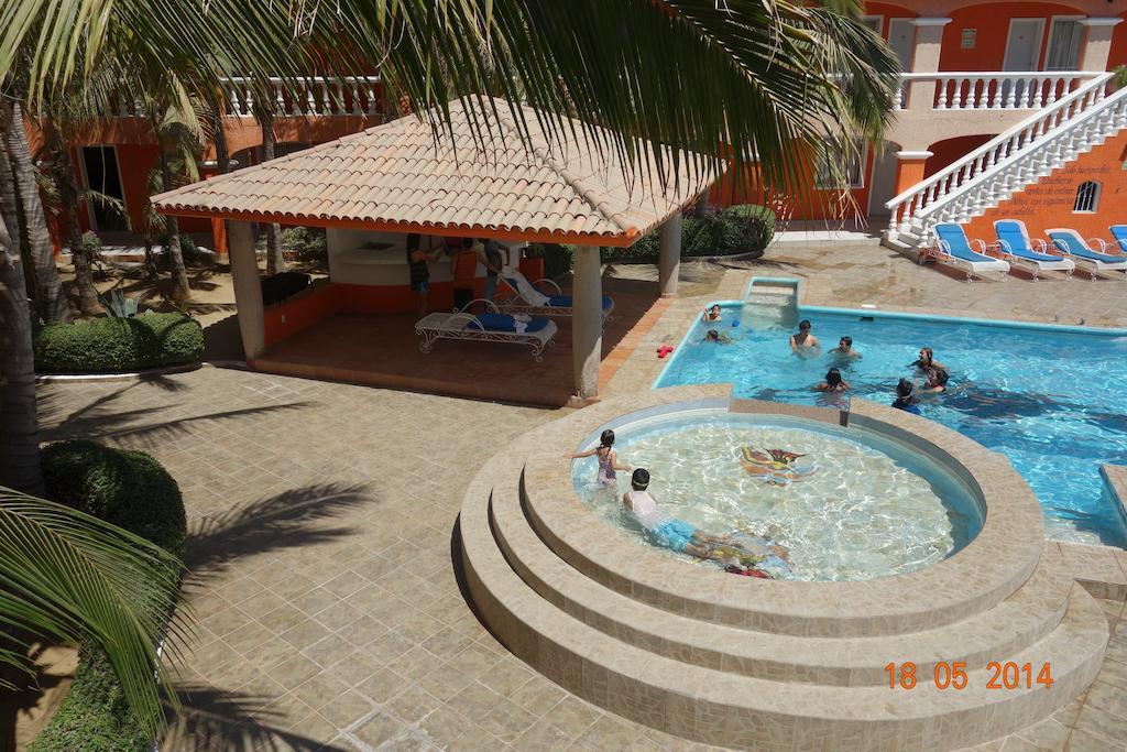 Hôtel Oasis Los Cabos à Cabo San Lucas Extérieur photo