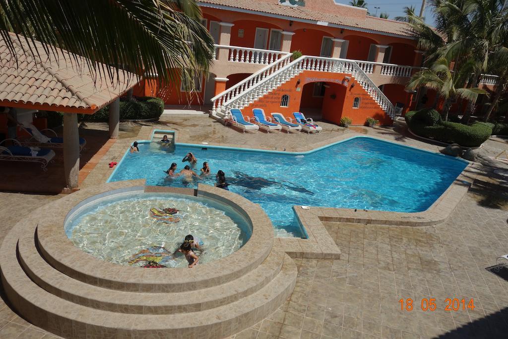 Hôtel Oasis Los Cabos à Cabo San Lucas Extérieur photo